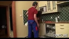 تشغيل يمكن لهذا الرجل العجوز أن يصمت اللحاق بالقطط الصغيرة