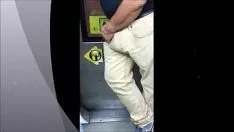 Reproduzir Homem de grande começo
