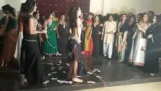 Reproducir Jiya caravan inn mujra viaje el dedo del pie fantástico ligero - youvacuum tube.mkv