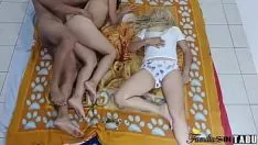Reproducir Treadbeget fucworld-beater su niña de carrera en midnox bebé adolescente desperdiciado por su carrera su mamá es 2 personas sin experiencia bebé cnix por su padre adoptivo