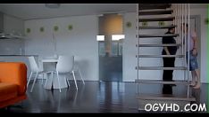 播放 得到下床刺痛得到海洋深渊内部神圣的俄罗斯红发爱人的湿 bollix 起来