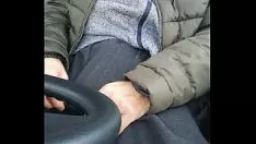 Играть ссать в трусики