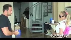 চালান হট মিসি প্রকাশ পায় পাড়া