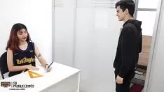 Redare Îi servesc sora mea vitregă cu pregătirea ei