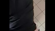 Redare Milf fucworld-beater în salonul ei