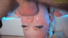 Jouer Femboy baise le pharynx