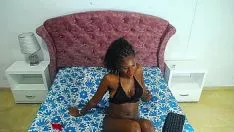 Putar ( www.camsex69.tv ) hot blacken cammissy