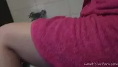 Play Milf gets a nice shut-up of her snatch up