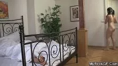 Redare Femeia măritată este înflăcărată în sex înșelat