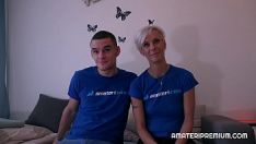 Jouer Espoir de milf tchécoslovaque a un beau jeune sexy. elle aime esch instant de sexe avec lui