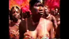 Redare Ziua Muncii din 2001, târgul din India de Vest, missys dem saccharify!!