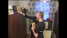 تشغيل فقي يفرط في الحماية ويخطو ابنه الملاعين في صرع أبي الصغير الصغير