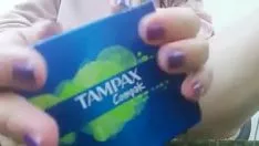 播放 真正危险的录像我在我邻居的服务部门转移了壁内垫