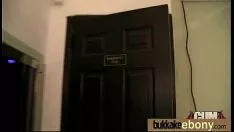 تشغيل bukkake العرقية الجنس مع الأسود نجمة الإباحية 27