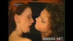 চালান সহ্য করা squirted কামস্ট্রোক গ্রহণ hotties কিটি-বিড়াল সঙ্গে ভিজে অগত্যা