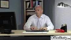 Reproduzir Vídeo de sexo no poder com grandes pecados cercados senhorita (elle) show de imagens em movimento-26