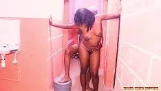 Putar Xxx istri tetangga hot afrika nakal menaiki ayam gemuk hitam besar saya membenturkan hardcore dan saya cum di vagina basah berbulu nya