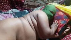 চালান হট কমওয়ালি ভাবী তার বসকে ঠকাচ্ছে