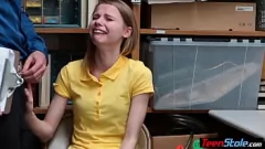 Reproduzir Pego ladrão adolescente russo Catarina Petrov é punido com pau duro
