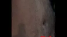 Redare Ntha pe un pantofi de gumă dornic a călărit