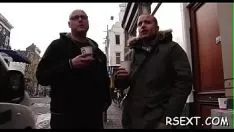 Reproduzir Toymissy fino sofre severas agressões