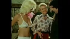 Reproduzir Juliet anderson e seka brotando porno padrão